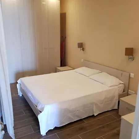 アパート Modern,1 Bedroom Seafront In 3